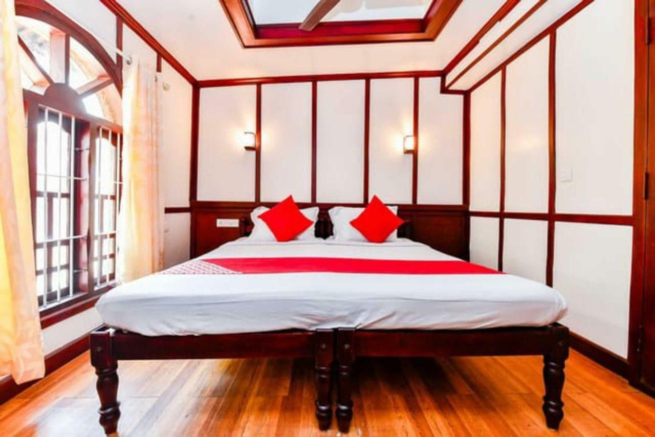 מלון Alappuzha Cosy Premium Houseboats מראה חיצוני תמונה